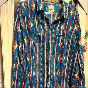 Light cotton pearl snap shirt vintage inspired 💙🧡